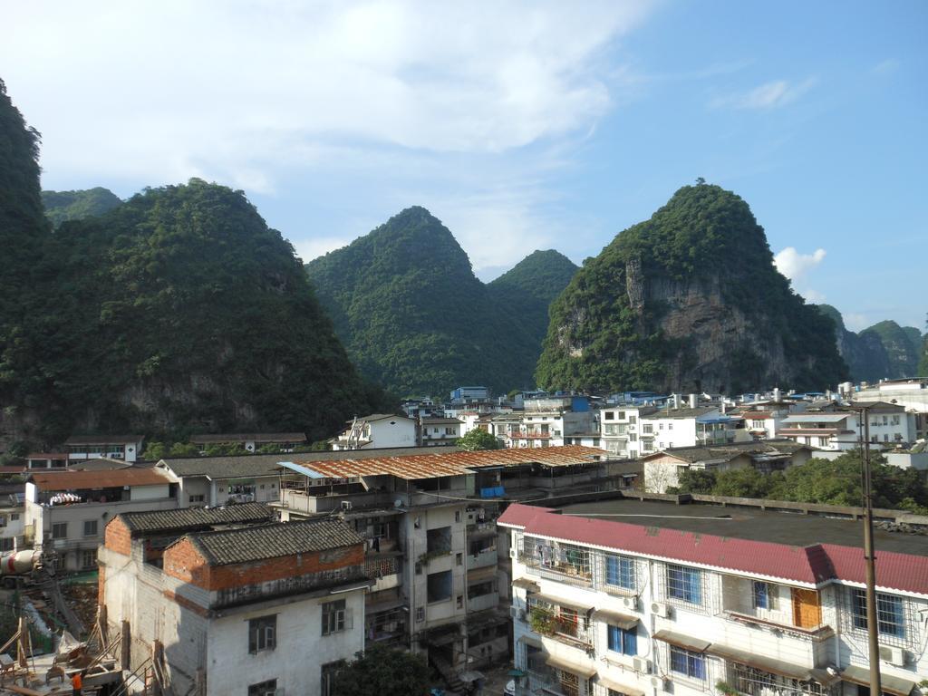 Yangshuo Travellers Land Youth Hostel Exterior photo