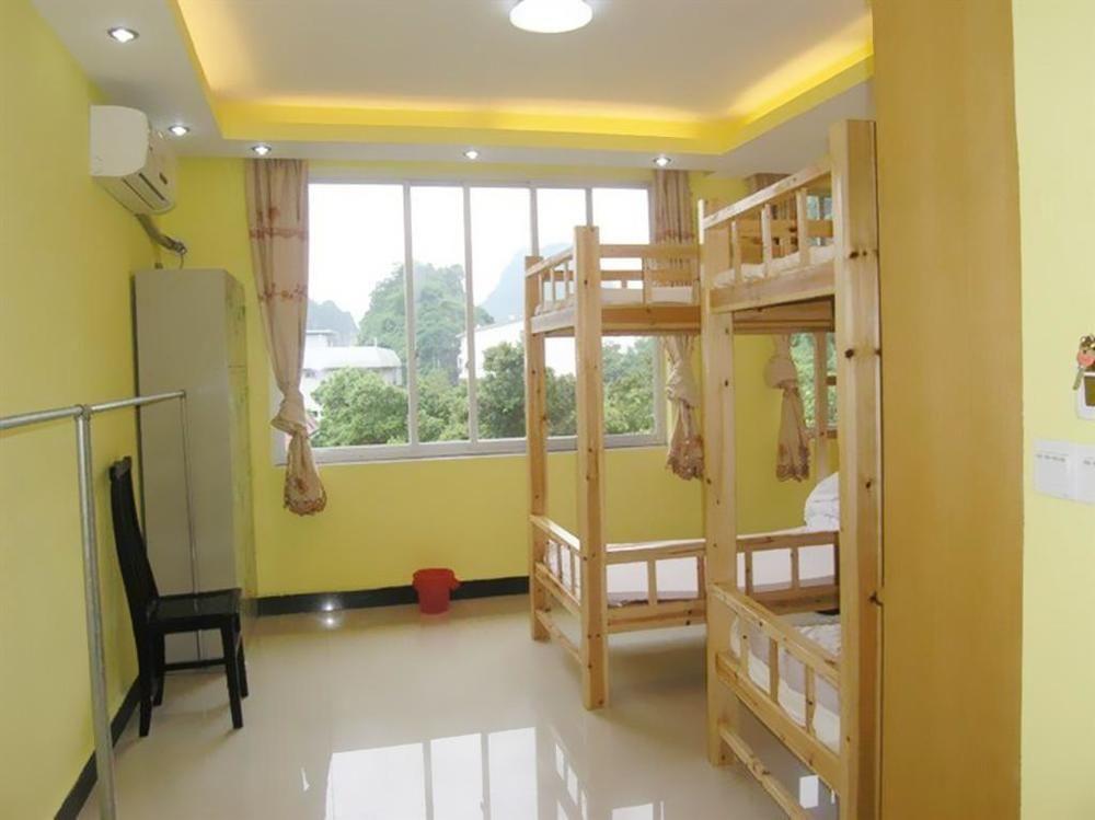 Yangshuo Travellers Land Youth Hostel Exterior photo